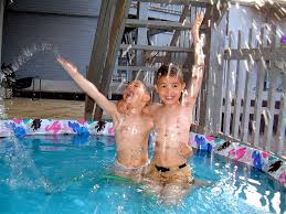   Bathing   Beauties May 2006