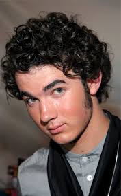 kevin jonas job marrying jonas - via Daymix