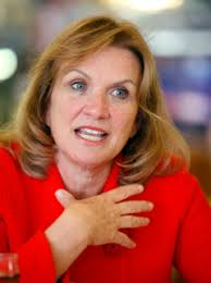 Elizabeth Edwards has put me - via Daymix