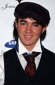 When was Kevin Jonas - via Daymix