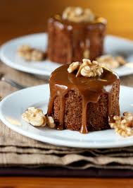 article on food blogs. - via Daymix