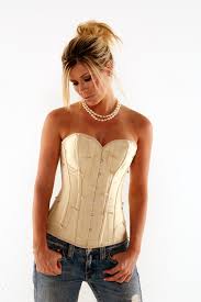 corset - via Daymix
