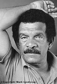 Derek Walcott - via Daymix