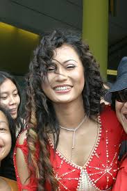 File  Inul Daratista   2004 