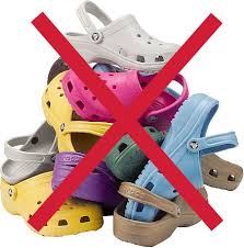 Crocs - via Daymix