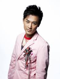 若手実力派俳優レイモンド・