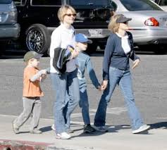 Image What Prompted <b>Jodie Foster& 39;s</b> Lesbo <b>...</b> Picture