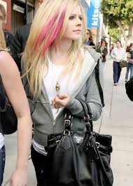 Image Avril lavigne. Yeah god. Picture