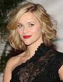 Celebrity Hairstyles: - via Daymix