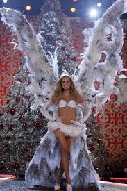Image Karolina Kurkova Pictures & Picture