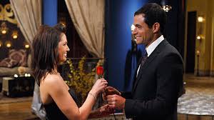 Melissa Rycroft seemed - via Daymix