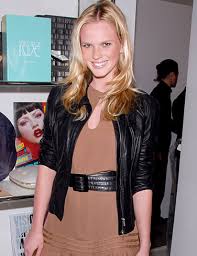 Image <b>Anne V</b> aka <b>Anne Vyalitsyna</b> Picture