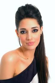 Amelia Vega - via Daymix