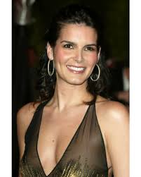 Image <b>Angie Harmon</b> doesn't mind Picture