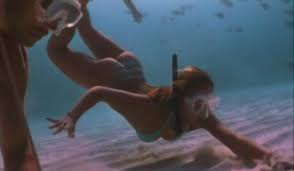 Jessica Alba x26s hot ass under water