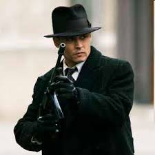 Public Enemies - via Daymix