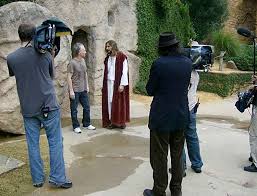 Larry Charles (foreground, - via Daymix