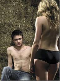 Where does Daniel Radcliffe