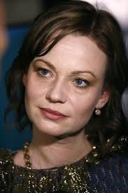 Image Samantha Mathis Picture