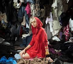 exposed fashion's ugly - via Daymix