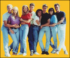 How to Throw a '90s Party - via Daymix