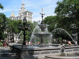 New York City Hall Park - via Daymix