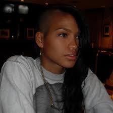 Cassie Ventura treated ALL - via Daymix