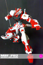 Mbf-P02 異端紅Gundam Astray