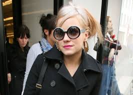 Lily Allen - via Daymix