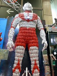 巨大なウルトラマン