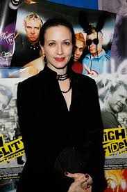 Image <b>Bebe</b> Neuwirth Worries About Models' <b>...</b> Picture