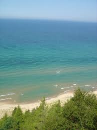 Nice view of Lake Michigan - via Daymix