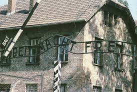 Auschwitz, Death Camp - via Daymix