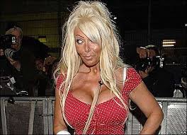 35 year old Lea claims to have the