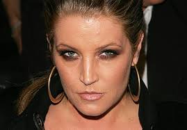 Lisa Marie Presley - via Daymix