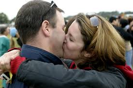 Women judge men on first kiss