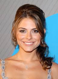 Maria Menounos - via Daymix