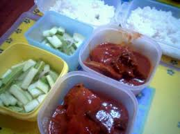 BILA SALIMA  BUKA TUDUNG   TUPPERWARE 