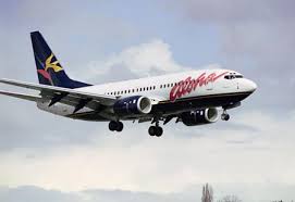   Aloha Airlines   737 700 in flight    
