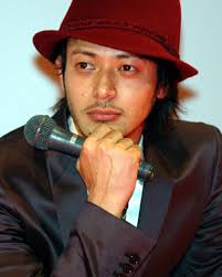 http://feature.movies.jp.msn.com/special/actor2007/gallery/images/71.jpg