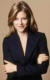 Image <b>Julie Bowen</b> settles into Picture