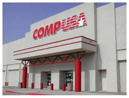   CompUSA   Fails and Folds