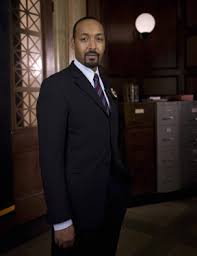 Image Jesse L. Martin Picture