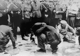 Humiliation of Jews in 1938