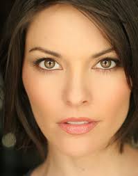 Image <b>Alana de la Garza</b> Picture