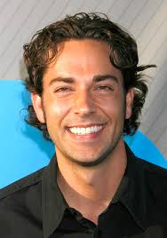 star Zachary Levi hosting - via Daymix