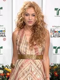Image <b>...</b> mil dólares a <b>Paulina Rubio</b> por <b>...</b> Picture