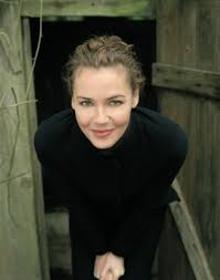 Image <b>Connie</b> <b>Nielsen</b> picture1.jpg‎ Picture