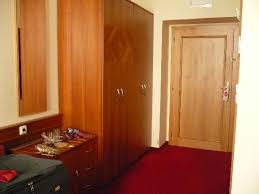 Fridge and big wardrobe - via Daymix