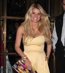 cute Jessica Simpson Hairstyle - via Daymix